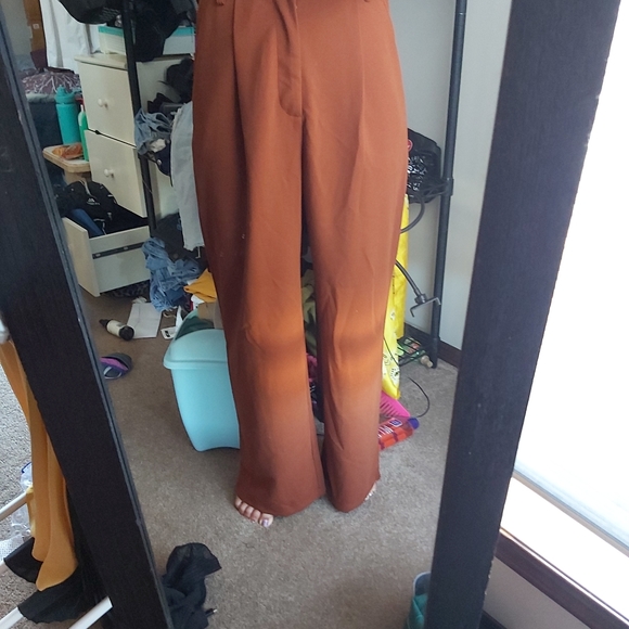 Burnt orange trousers - Picture 3 of 4
